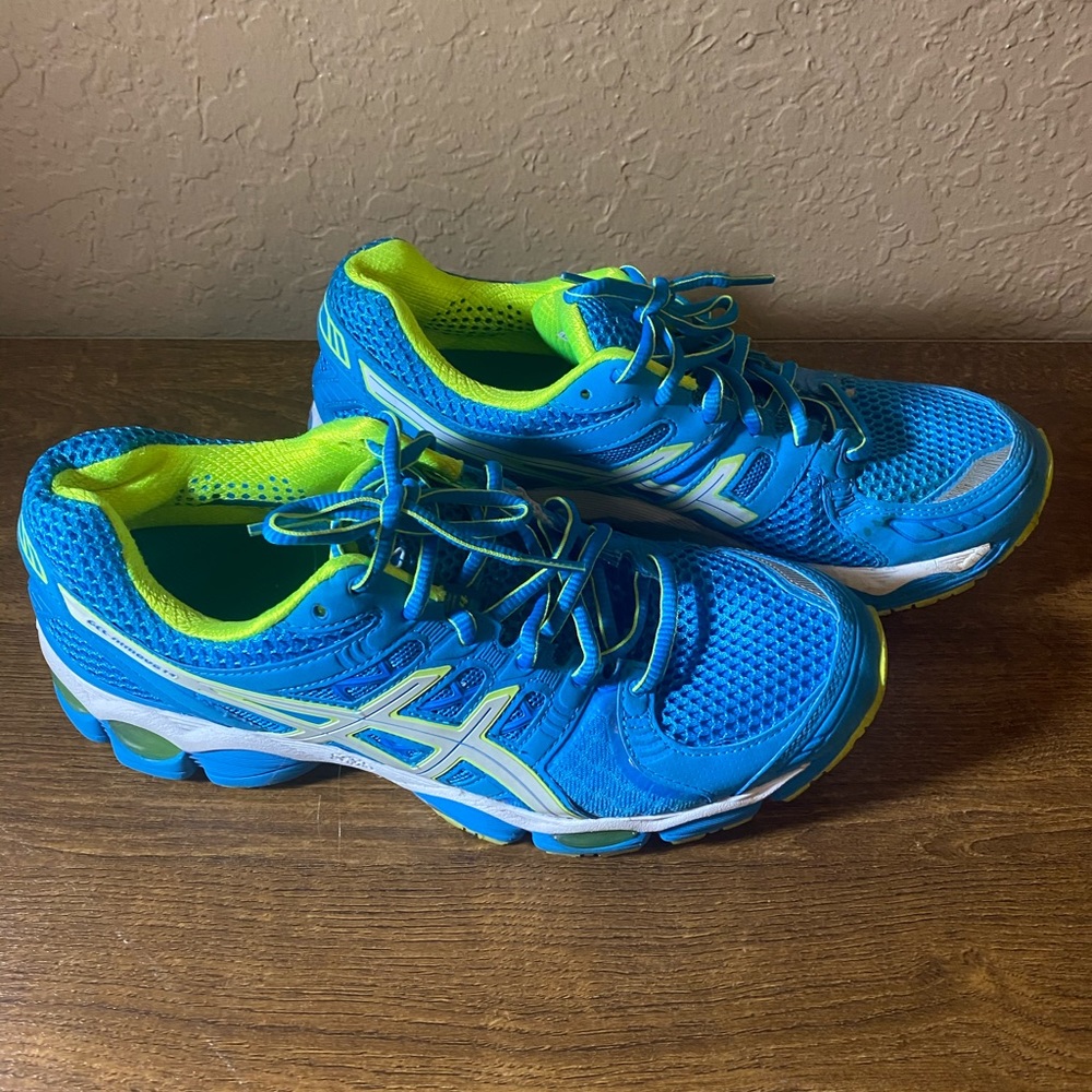 ASICS Running Sneakers ladies size 9